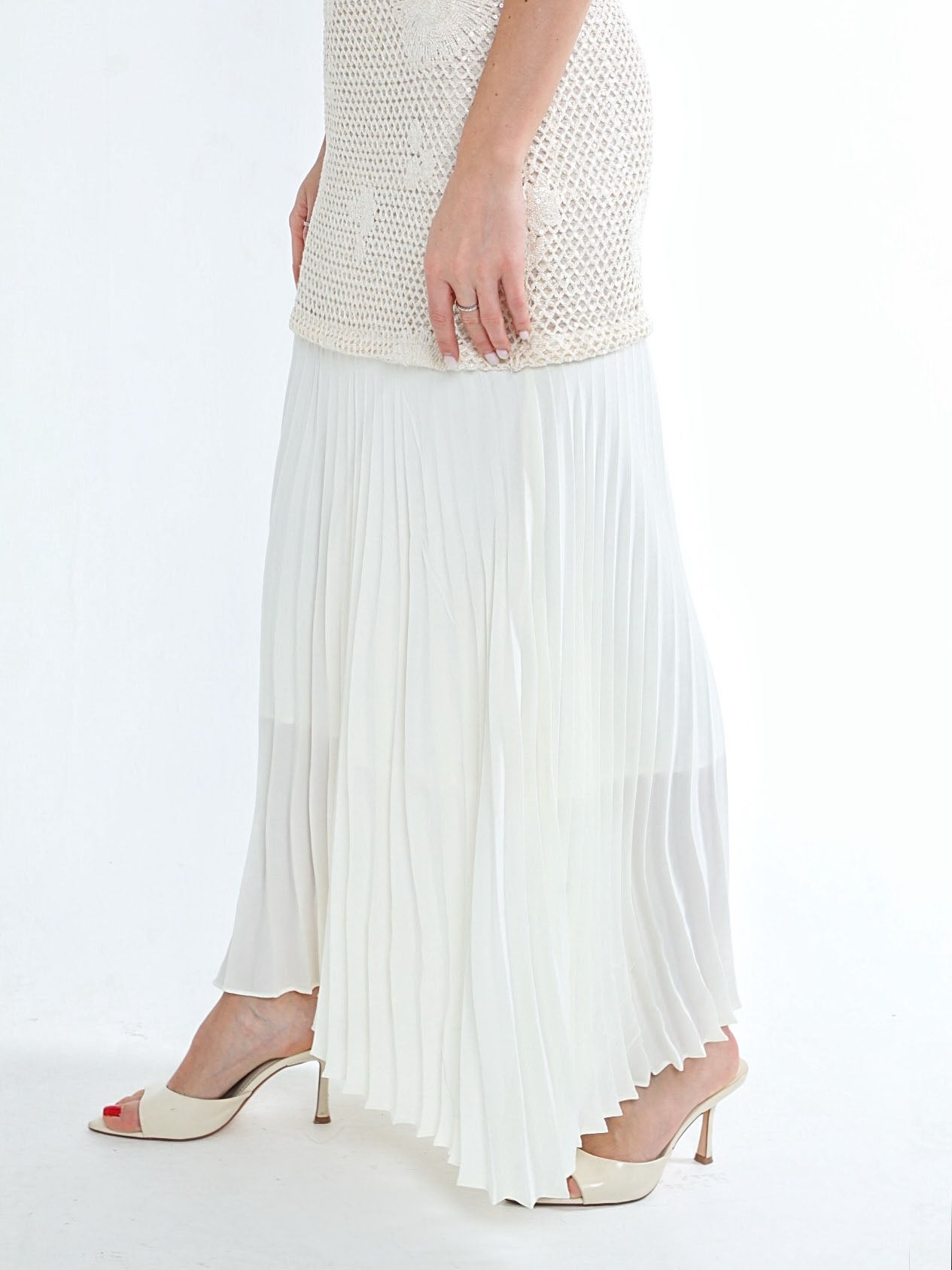 فستان نسائي