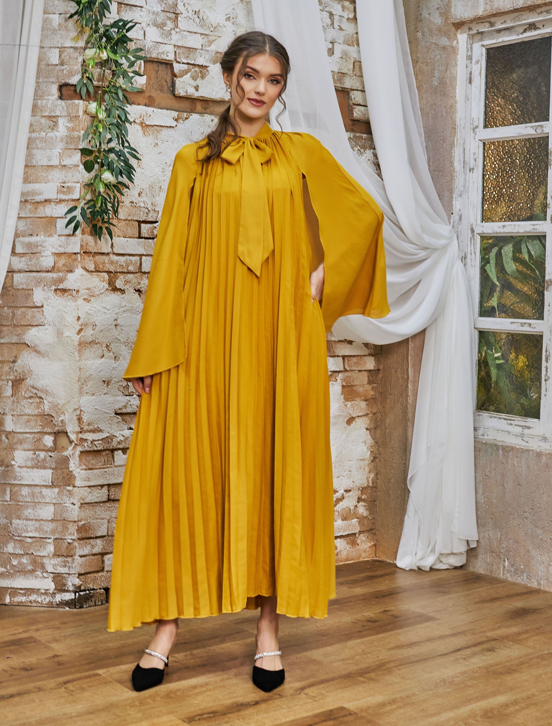 فستان روزان رمادي