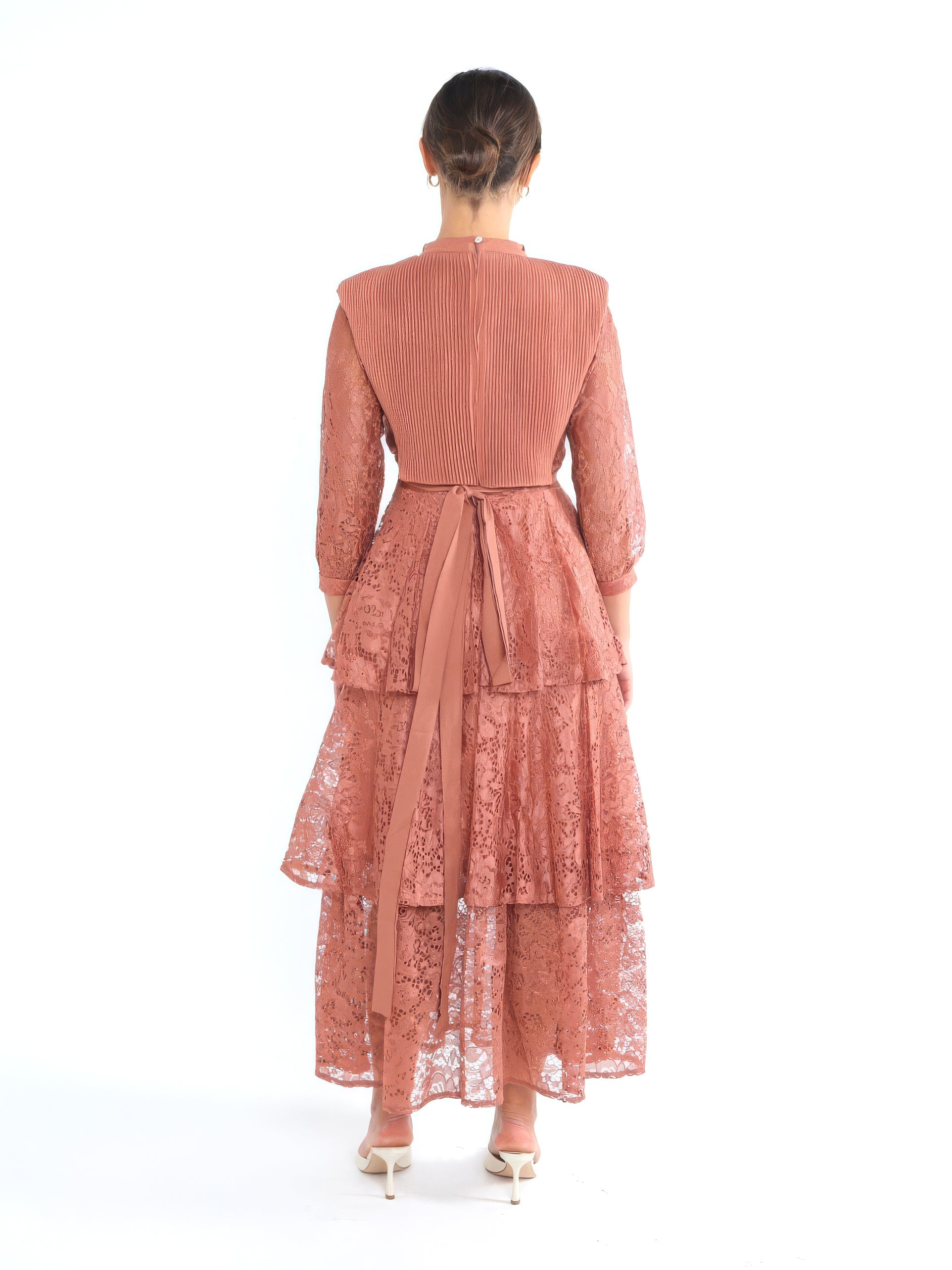 فستان نسائي