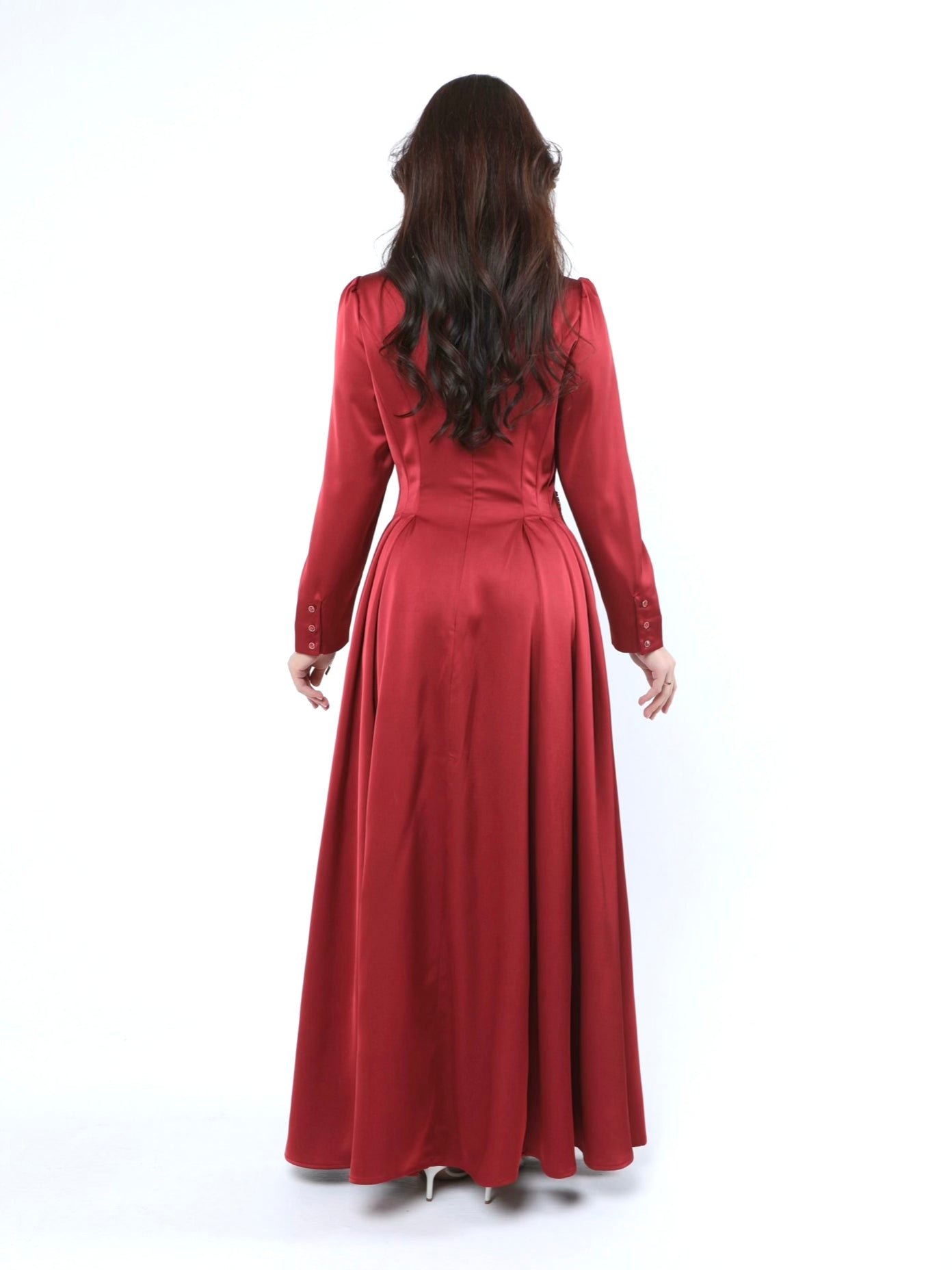 فستان نسائي