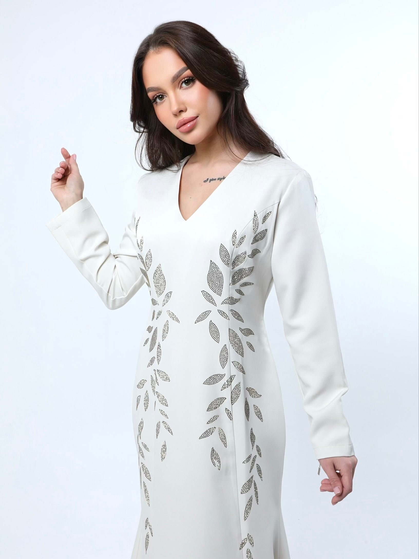 فستان نسائي