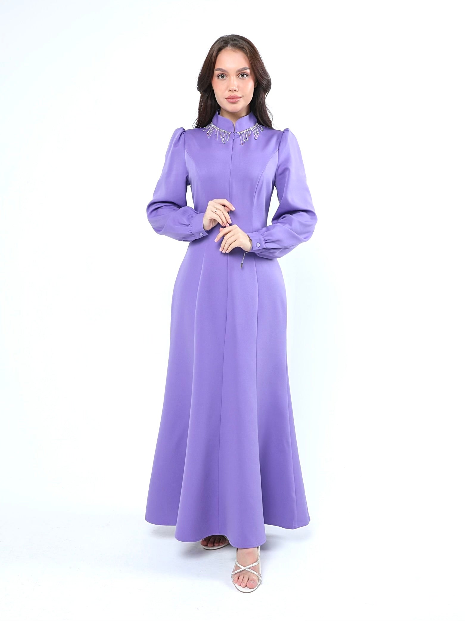 فستان نسائي