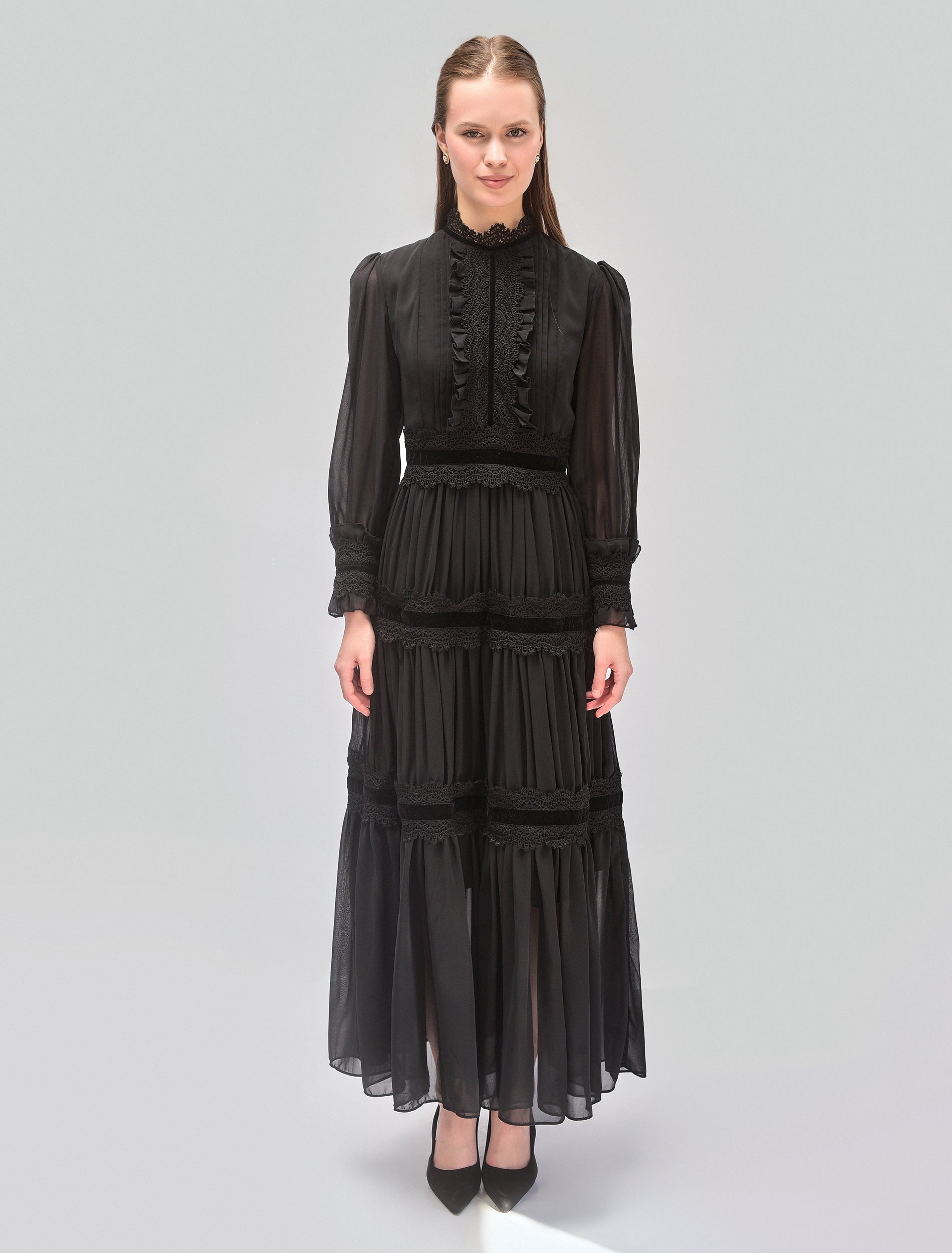 فستان نسائي