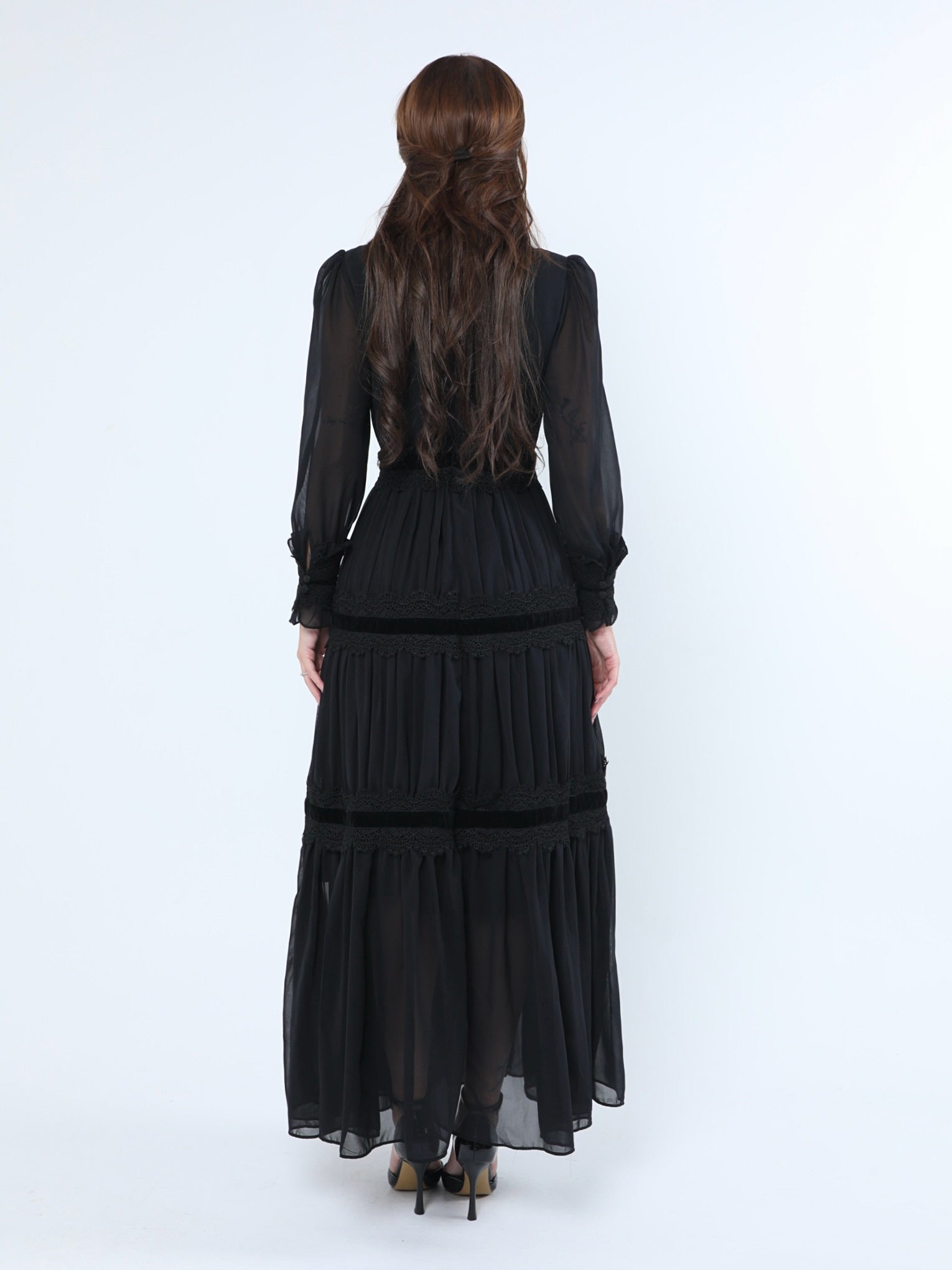 فستان نسائي