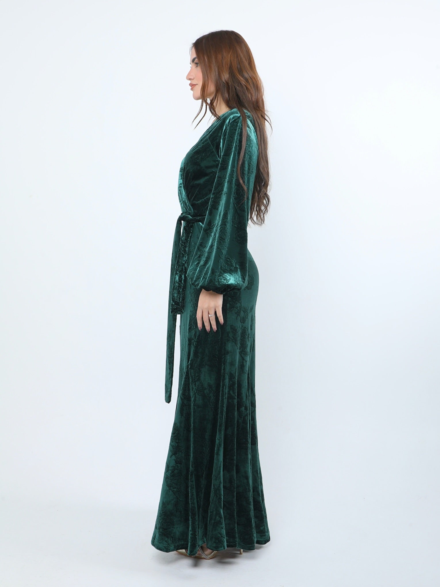 فستان نسائي