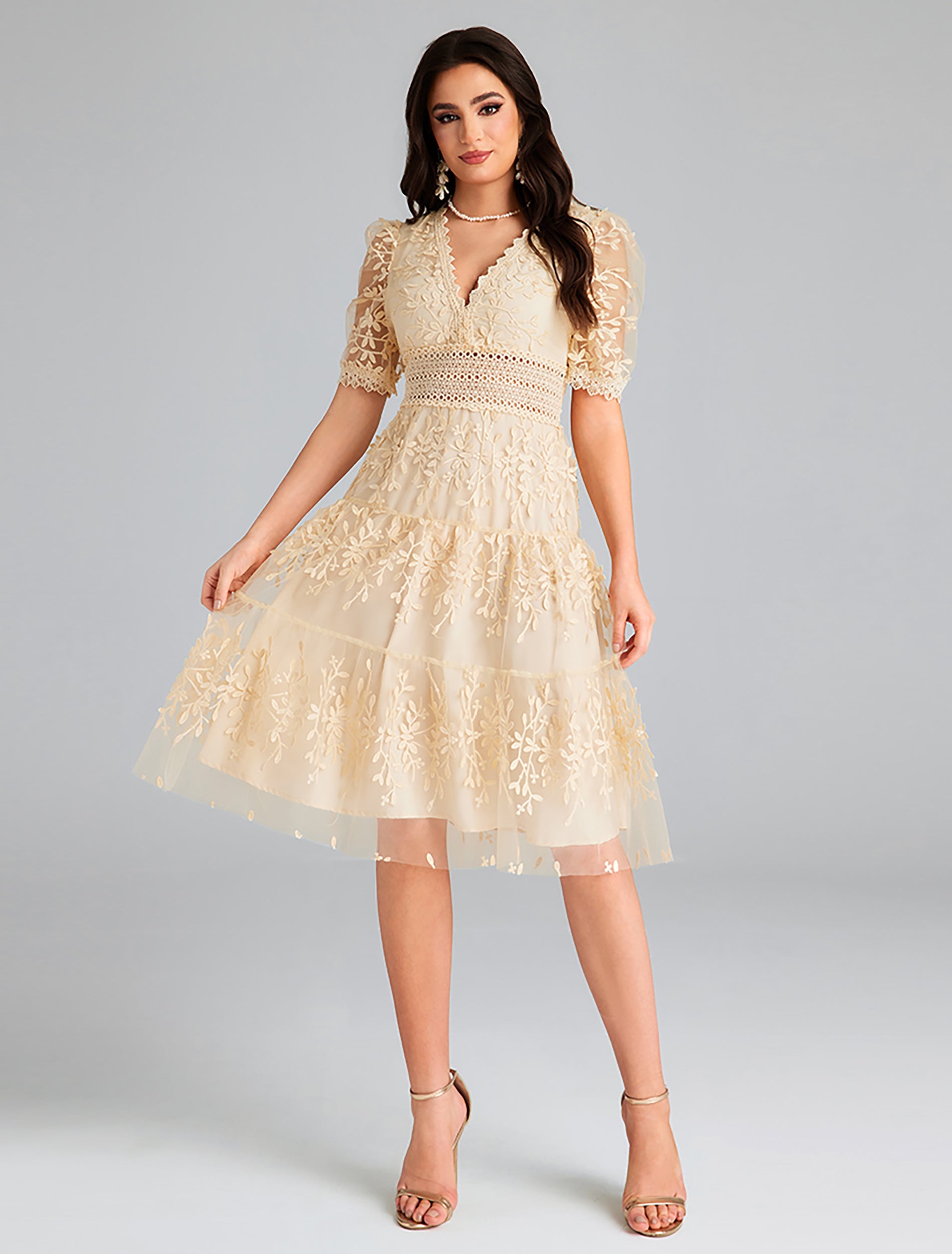 فستان نورس موف