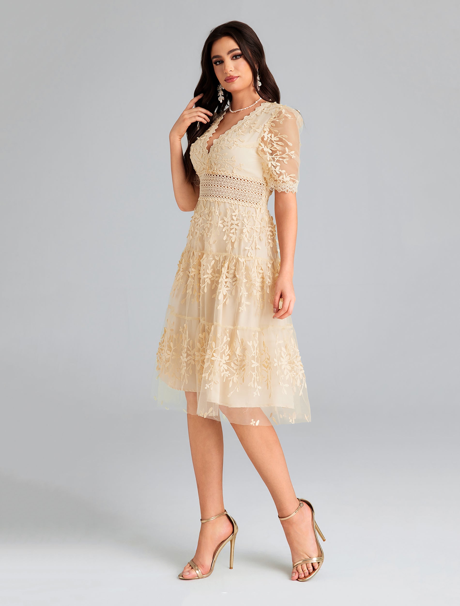 فستان نورس موف