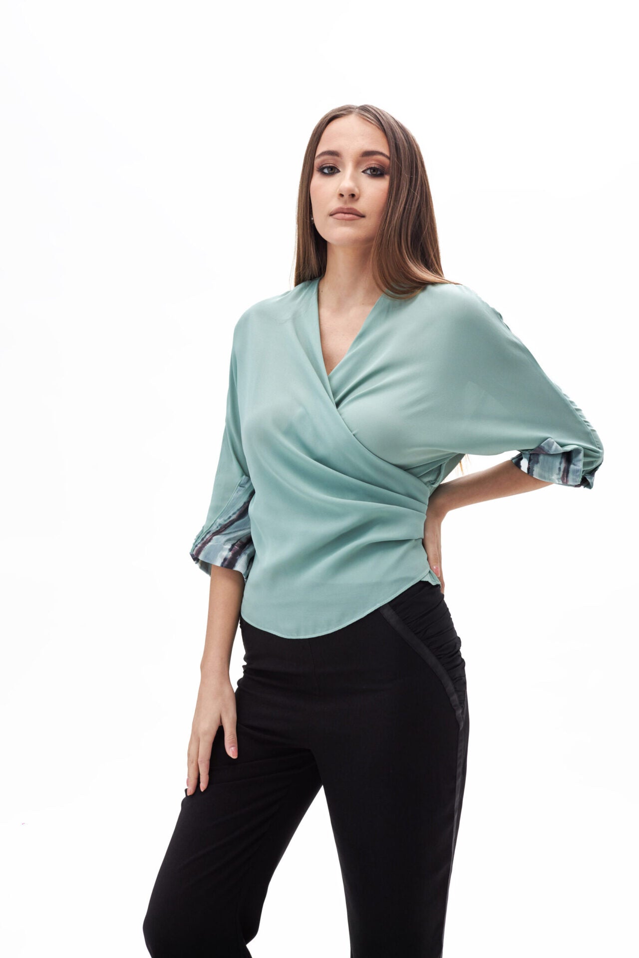 بلوزة ريازا