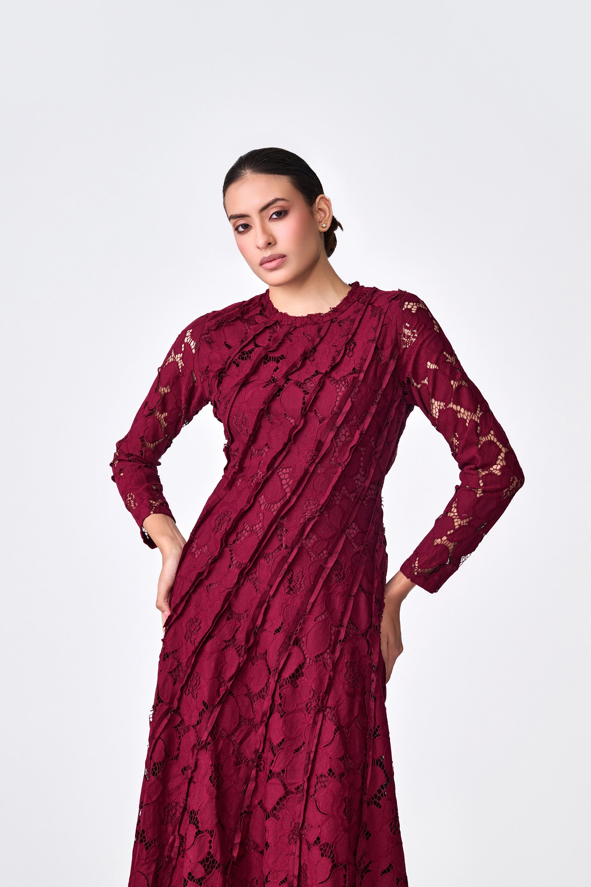 Velmora – Burgundy