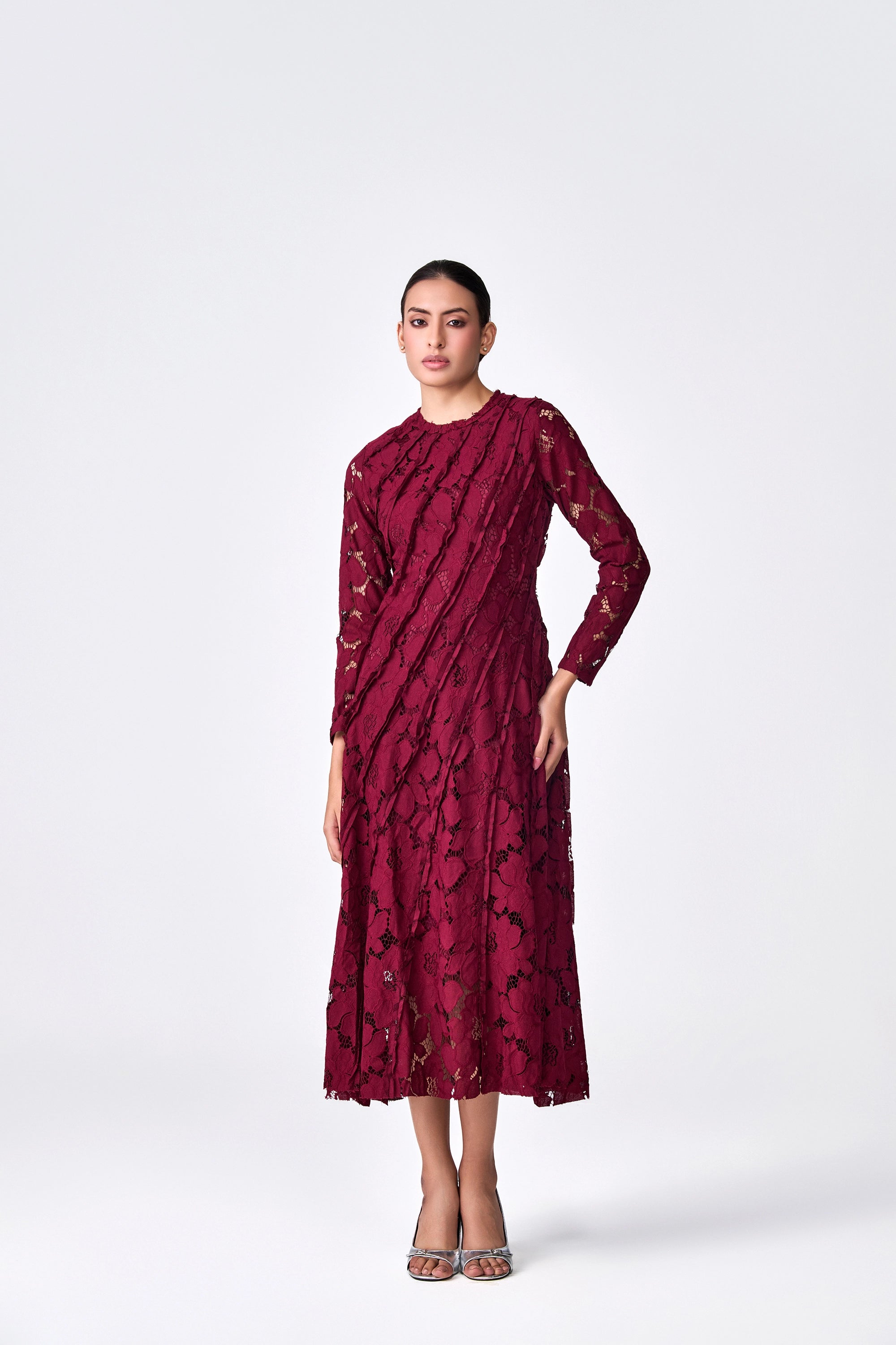 Velmora – Burgundy