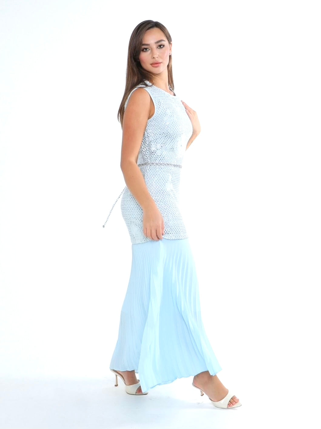 فستان نسائي