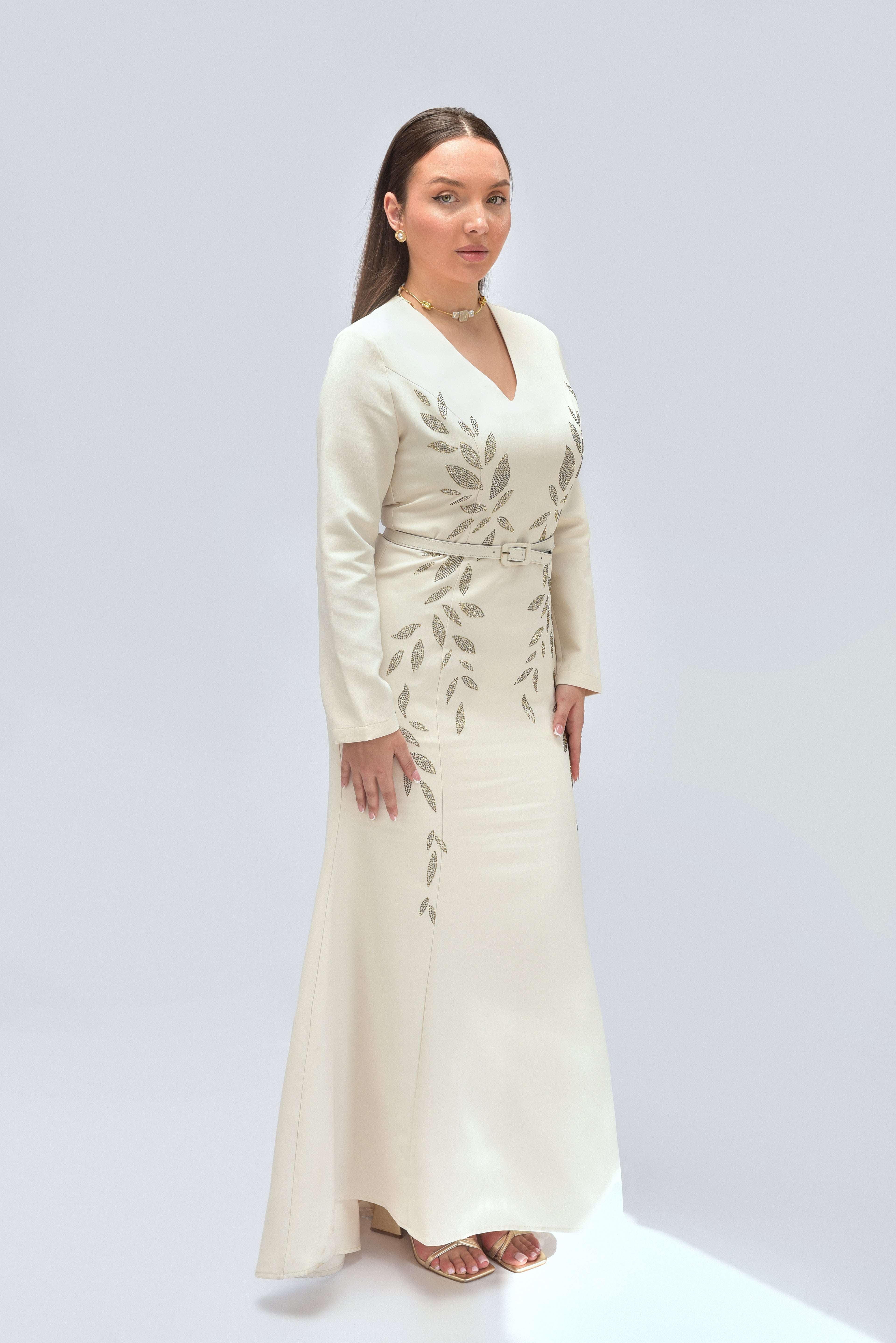 فستان نسائي