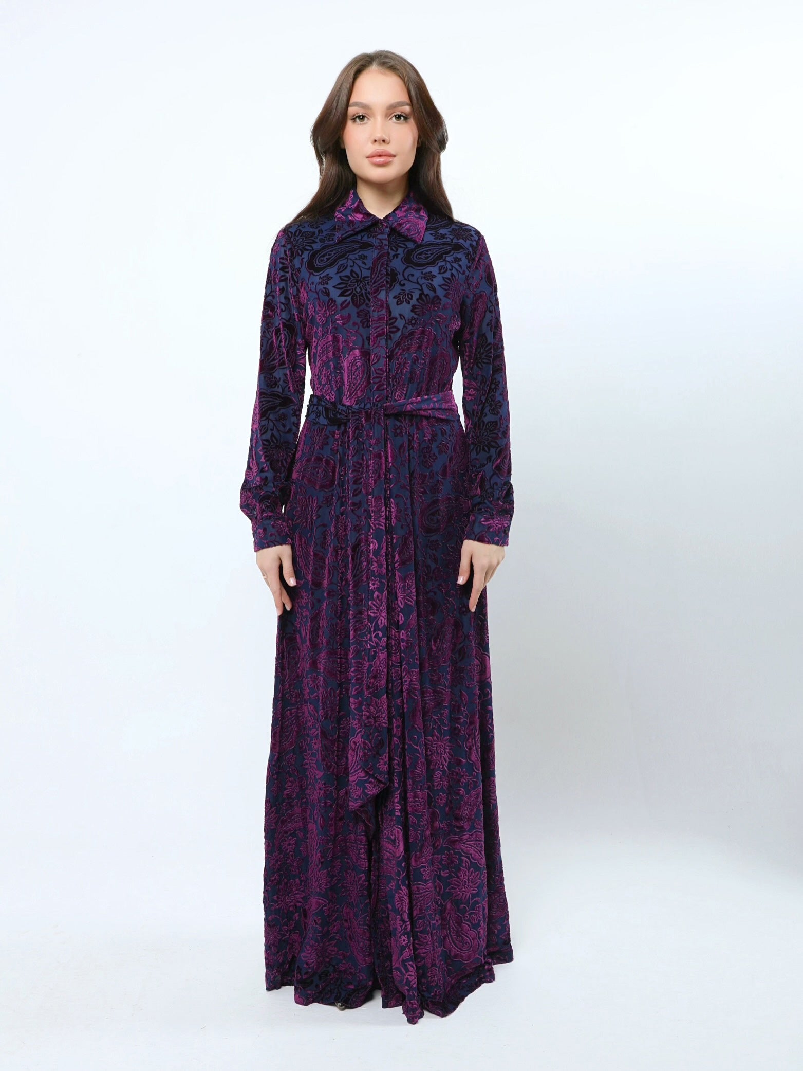 فستان نسائي