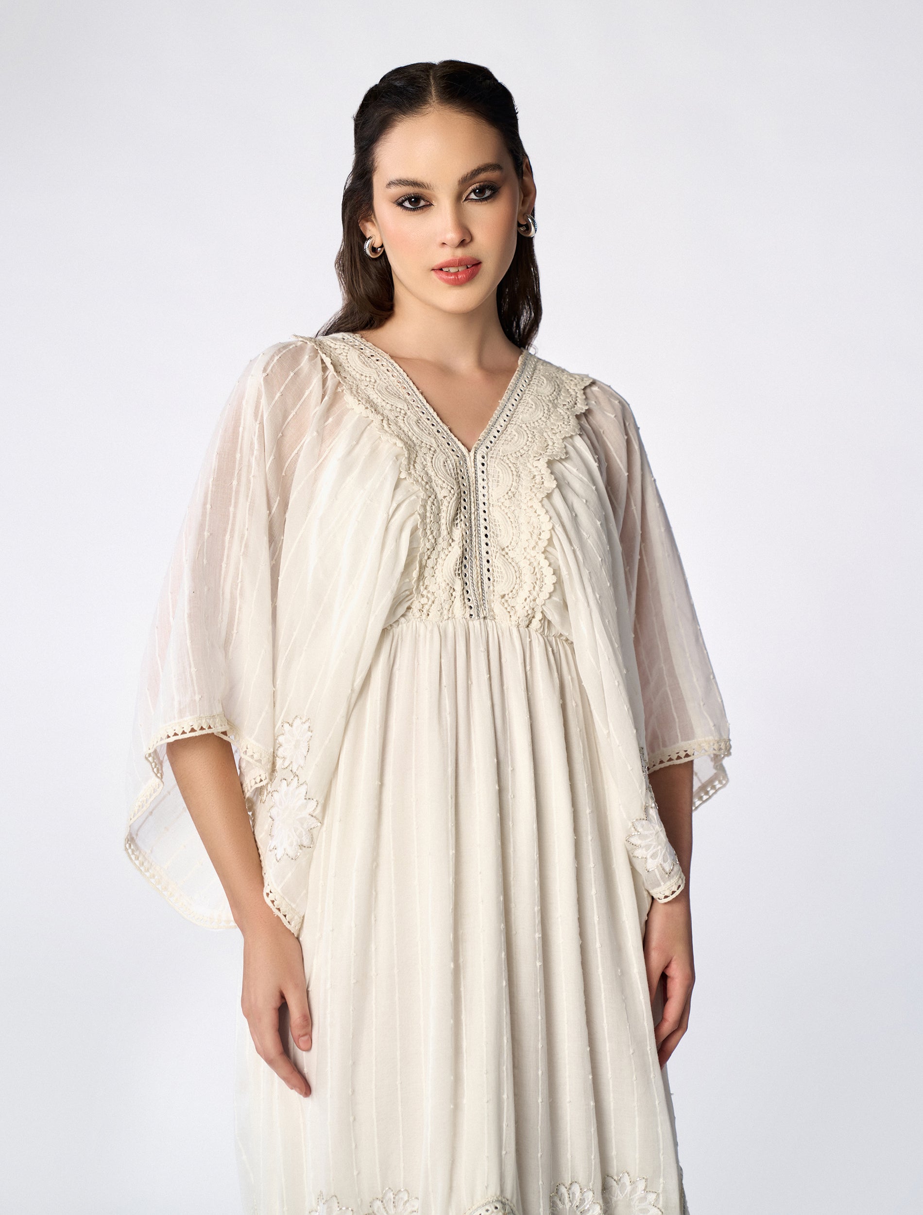 فستان هادية