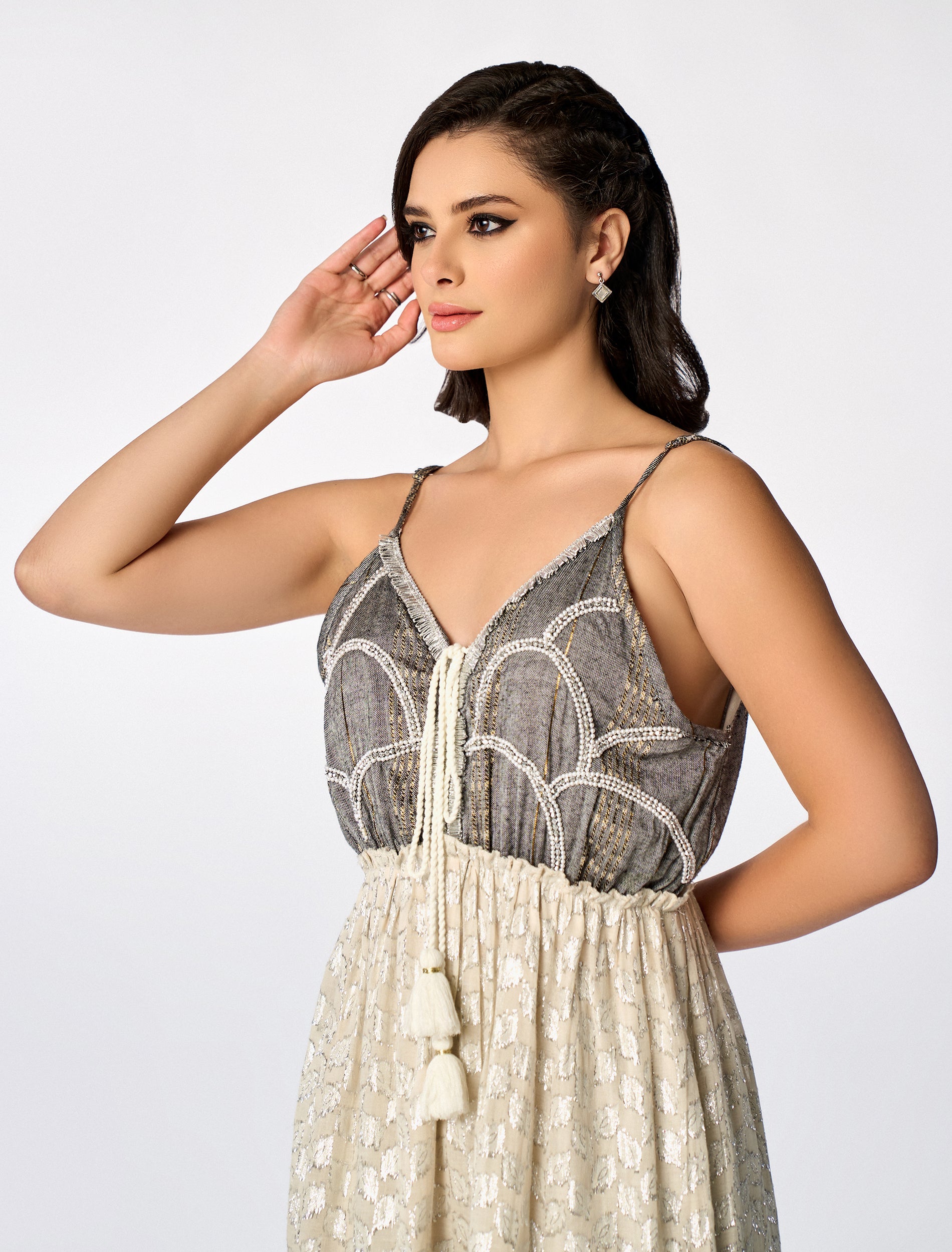 فستان الكسندر