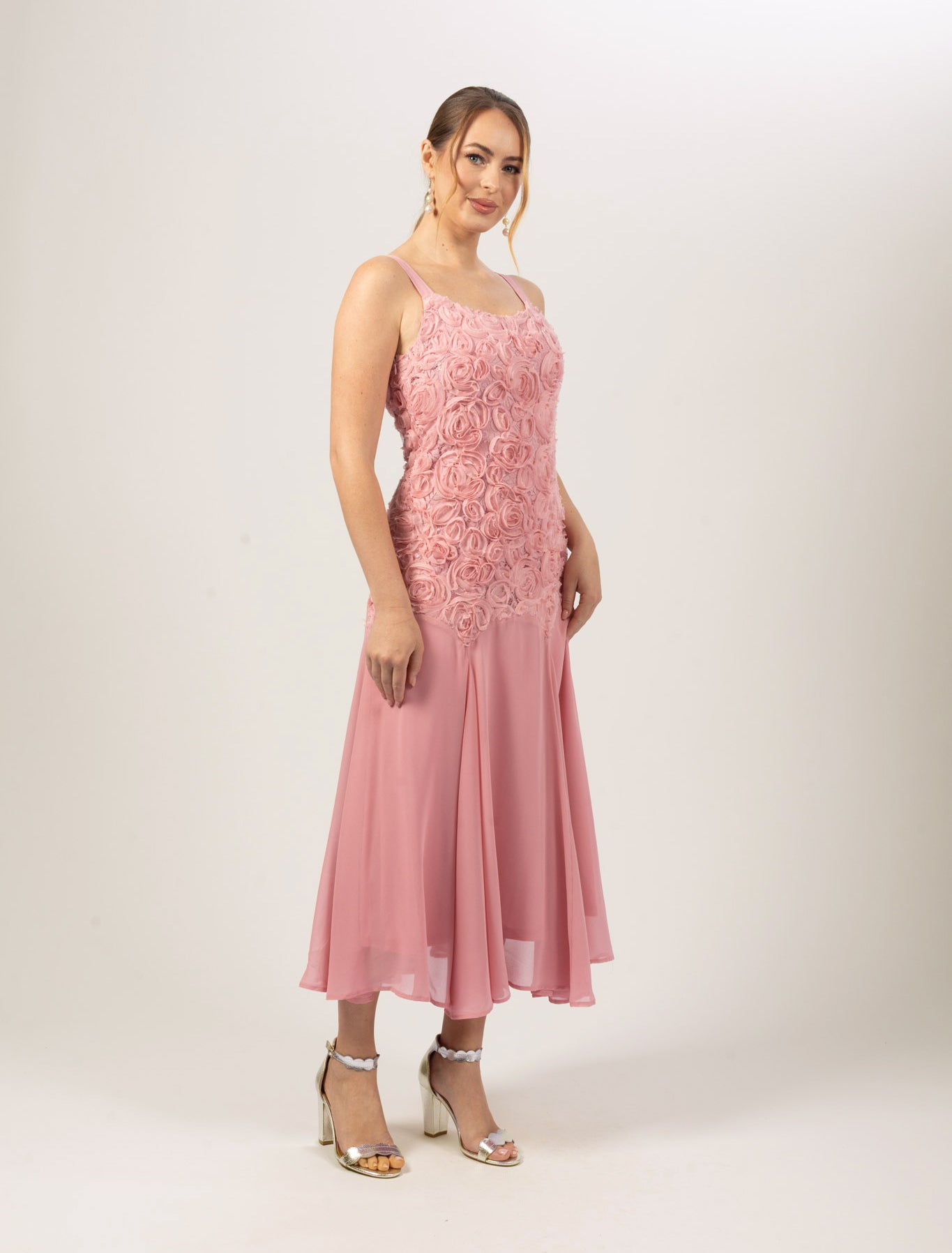 فستان انطونيا