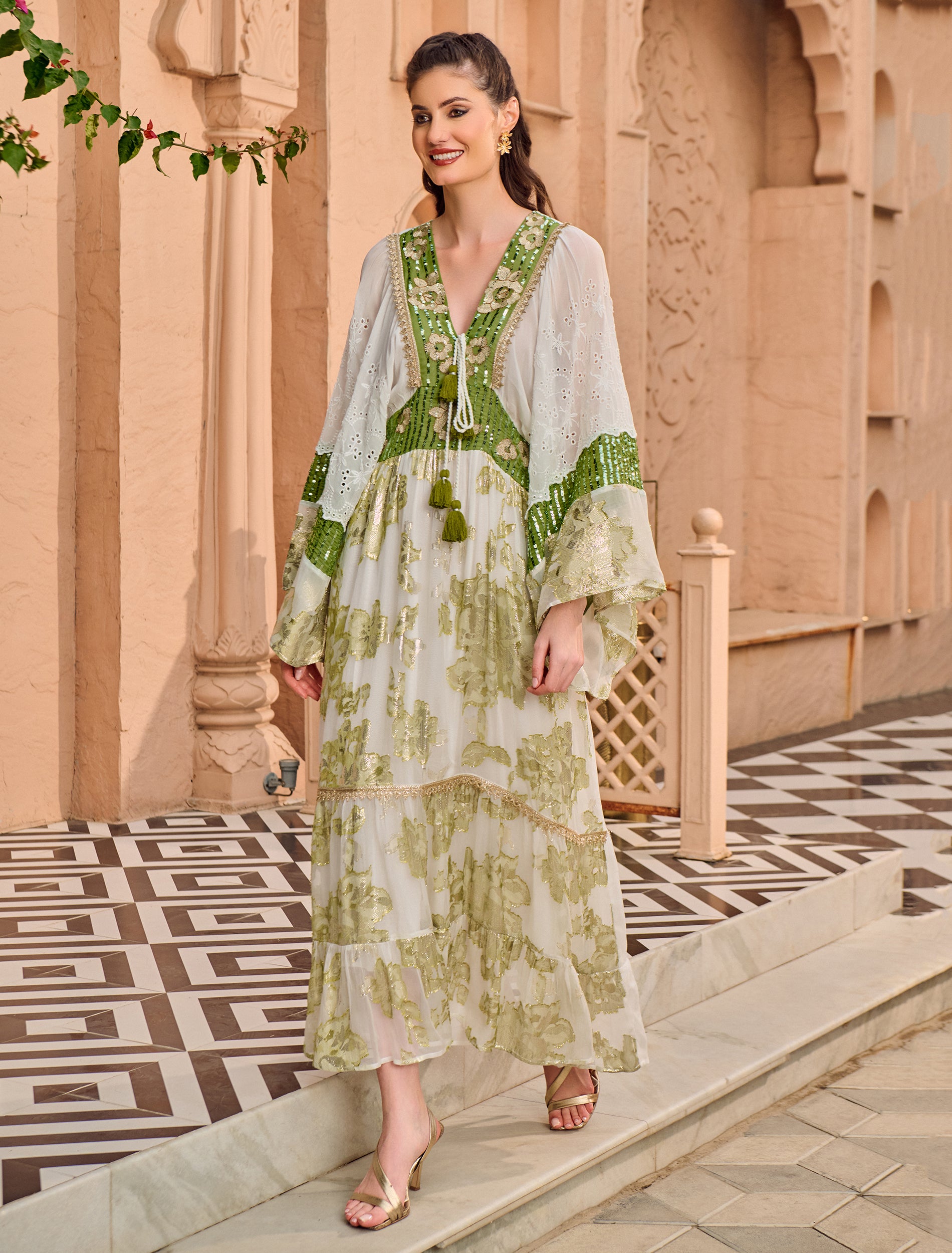 فستان اليشا