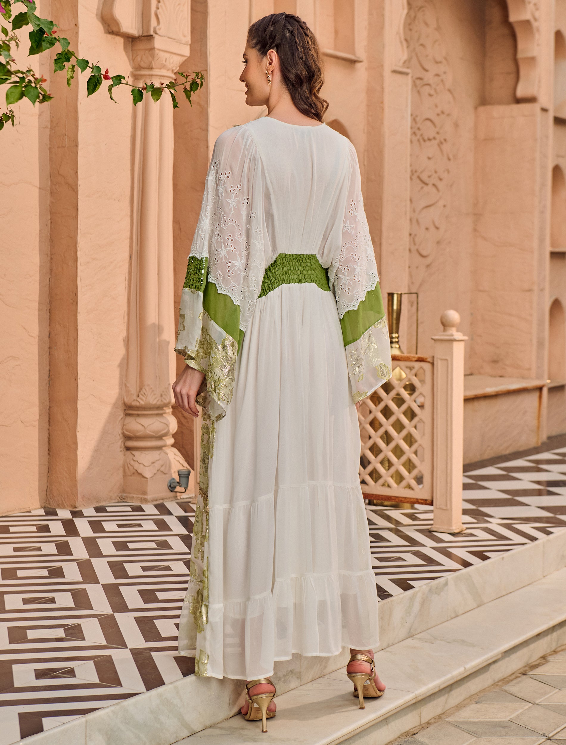 فستان اليشا