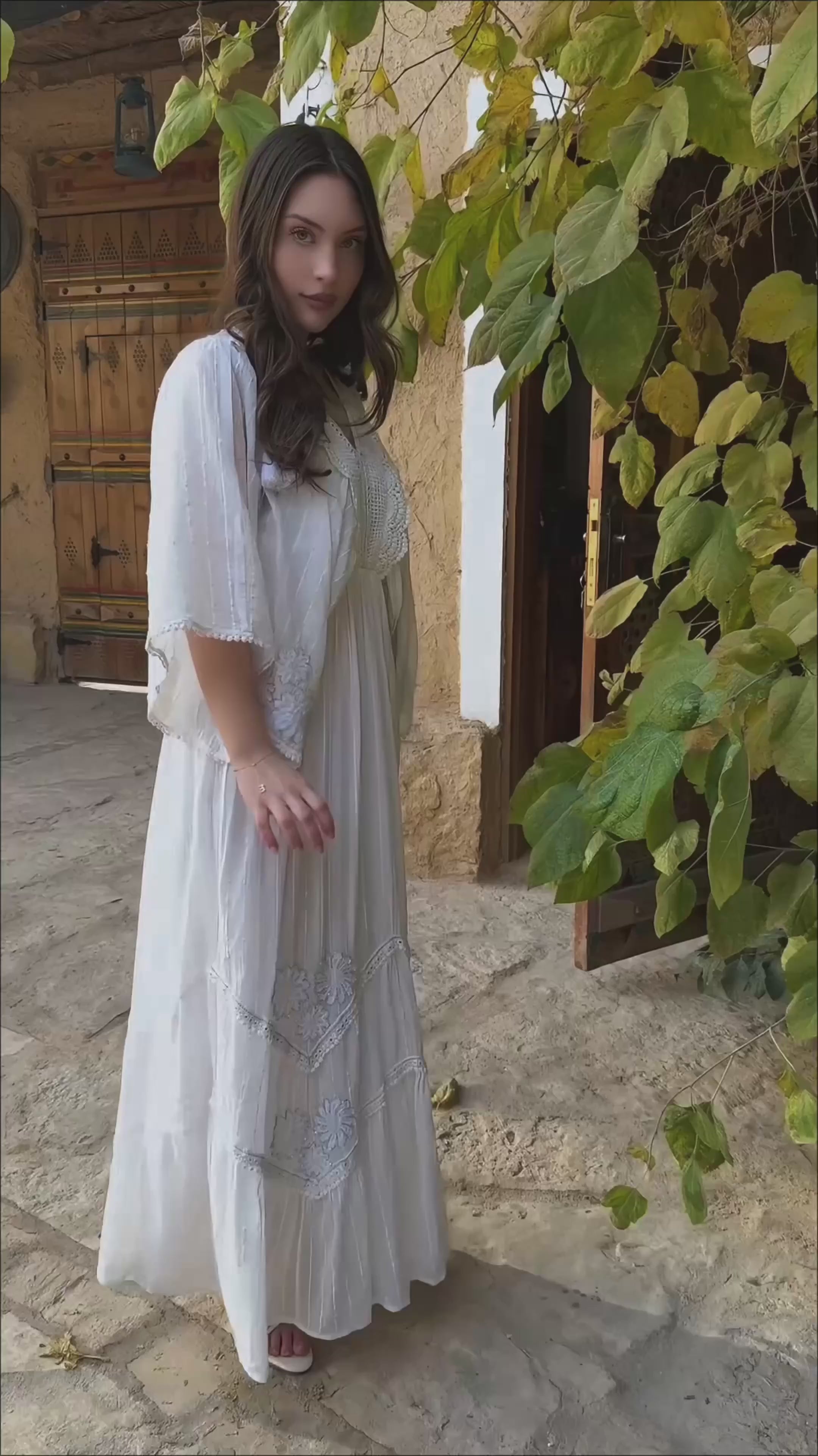 فستان هادية